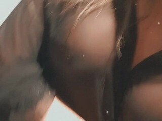 Myrelly Mello onlyfans  charming and seductive beauty