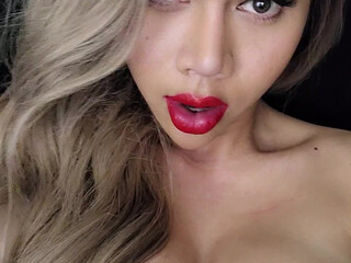 Long Mint busty ruining caresses vagina