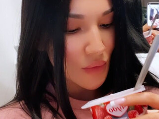 melissakisska onlyfans  Cute woman