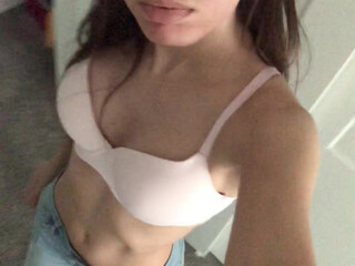 Korra Del Rio beauty pulls the clitoris with a vibrator