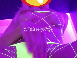Giselly Angel onlyfans  sucking