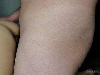 roxxxy39 takes off her panties