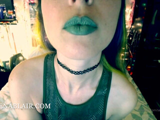 sexyserenab shy slut pulls juicy cunt