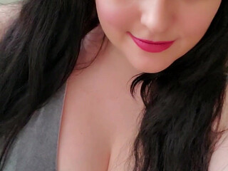 lauraleighxoxo sucks rubber penis