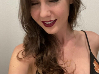 lady_in_the_streets Onlyfans  hot aunt fucks juicy anus