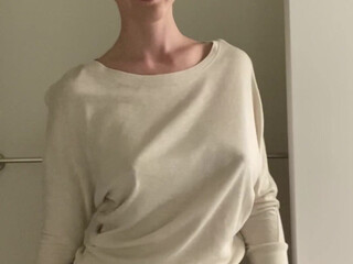 lady_in_the_streets Onlyfans  petite brunette babe sucking dildo
