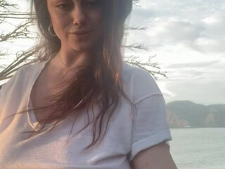 Lolo Savo angelic passion caresses big tits