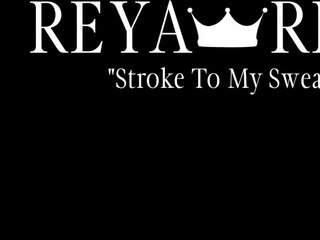 Reya Reign black-haired beauty communicates in fries