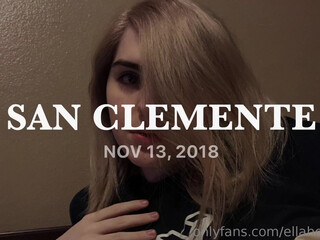 Ella Hollywood   jerks off and gets an incredible orgasm