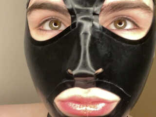 Ella Hollywood   passionate