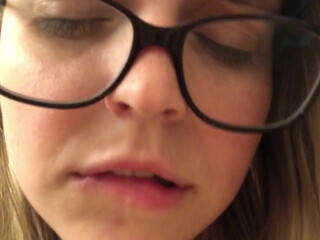 Codi Vore   gentle erotic spinning at the chair