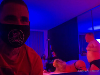 xnicoleanistonx   february 2021