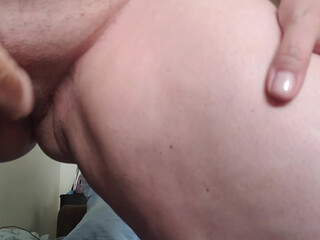 bee_naia  Mature bitch