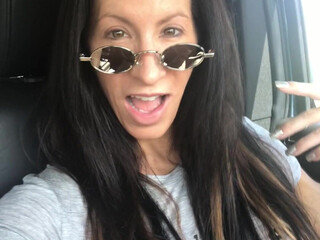 angelasalvagno black-haired bitch passionately masturbates cunt