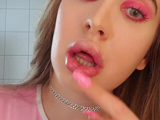 vivianroseofficial beautiful model seduces with big booty