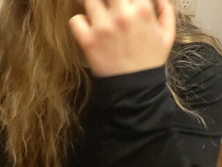 lunabaylee pretty woman undressed in front of the camera and masturbates in the chair