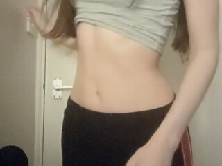 bluetoothkhajiit adorable  cam girl  pulls clit