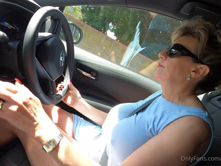 gillellisyoung Gorgeous females