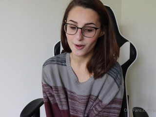 sadbaffoonmv attractive pussy spectacularly fucks ass