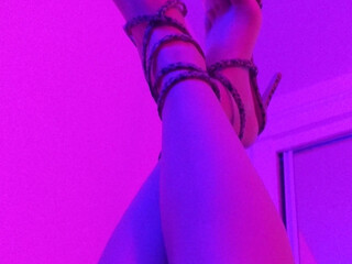 princessmalaysia three fingers into the vagina