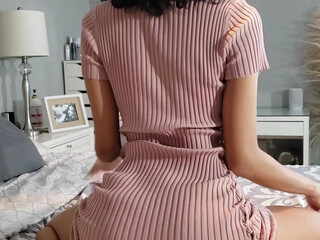 prettypinkell4 significant slut caresses sex lips