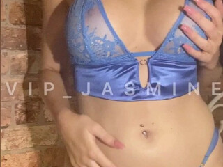 vip  gorgeous lady in a long dress