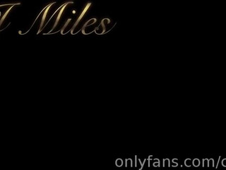 cjmiles onlyfans gorgeous model seduces with big tits