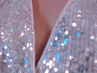 AwesomeEly onlyfans juicy babe striptease dances