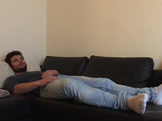 lizadelsierra onlyfans showing her butt