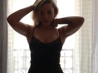 lizadelsierra onlyfans mature fatty striking with huge tits