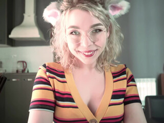 deepbunnyhole onlyfans mother masturbates on skype