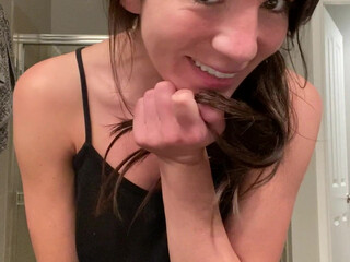 cupofcarliejo onlyfans blue-eyed cutie masturbates in  private e