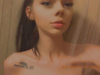 cutexezra onlyfans naughty passion pulls pussy