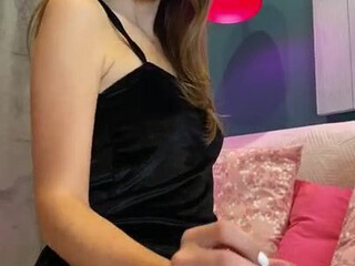 sweetiem onlyfans gorgeous girl masturbates cunt