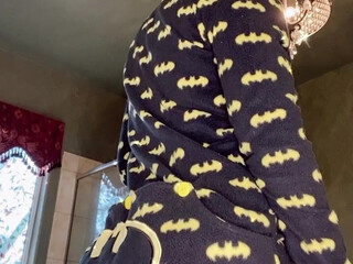 kleioxxx onlyfans Black-haired woman