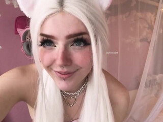 ittybittykath onlyfans sweet pussy pulls the cap