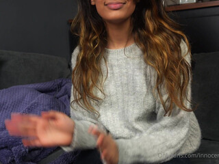 innocentbeauty2000 cute girl masturbates cunt at the wheel