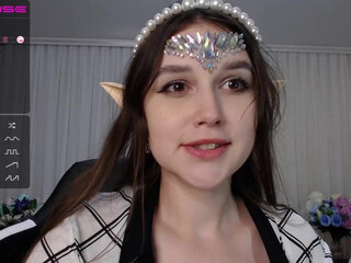 magic_elf crazy babe fucks herself with sex toy