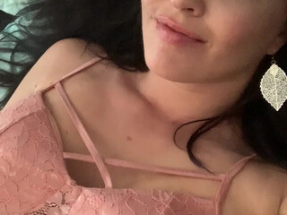 krissylynn onlyfans pretty woman undressed in front of the camera and masturbates in the chair