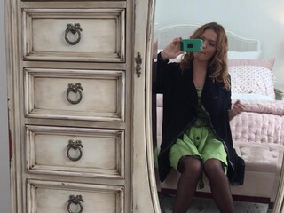 krissylynn onlyfans cute babe strips and jerks off shaved holes