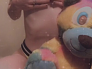 merksucks onlyfans full skin pulls the cap with a phallus