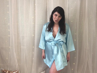 beayork onlyfans experienced trash cram hand in both their holes