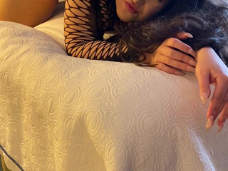 VICTORYAXO onlyfans thick slut fucking sex machine