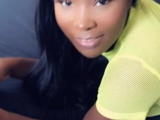 FOSHPOSH onlyfans whore model pulls pussy