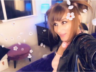 missmeforever onlyfans busty beauty takes off her underwear