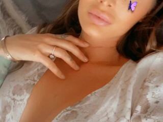 evelynuncovered onlyfans curva