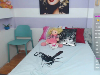 krystalgray pretty chick fucks pussy with phallus