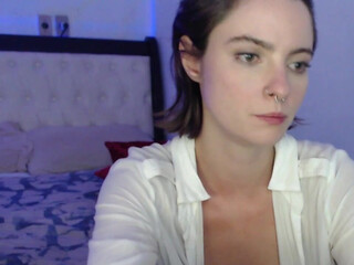 roxperience mama is cumming heavily