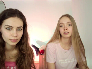 juli_mur sultry confused talks in fries