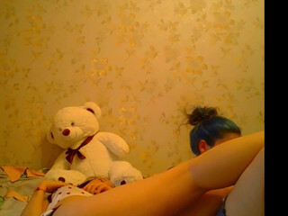 alisa_newbie gorgeous beast jumping on a dildo